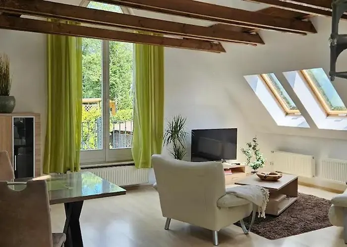 Ferienwohnung Im Gruenen Von Dresden